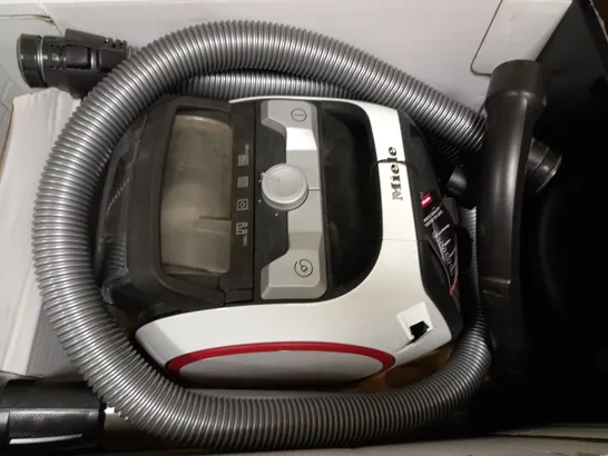 MIELE BOOST CX1 VACUUM CLEANER