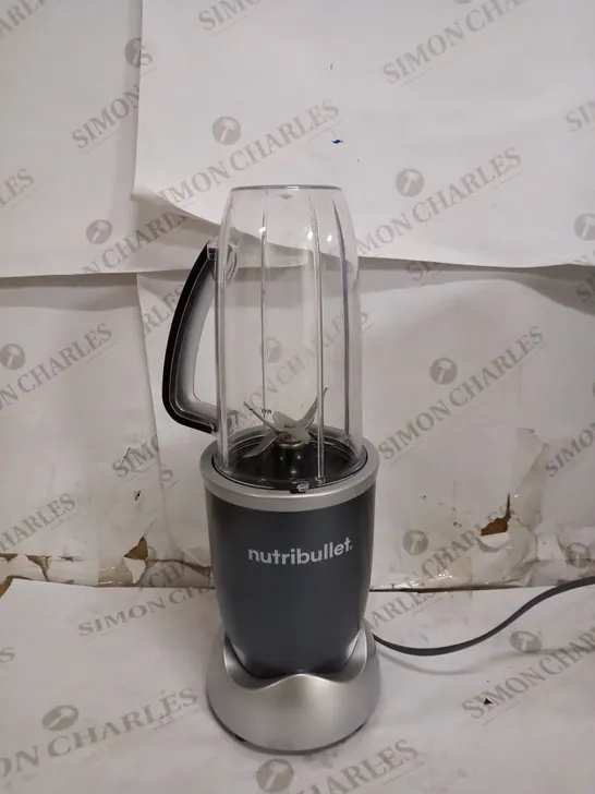 NUTRIBULLET BLENDER