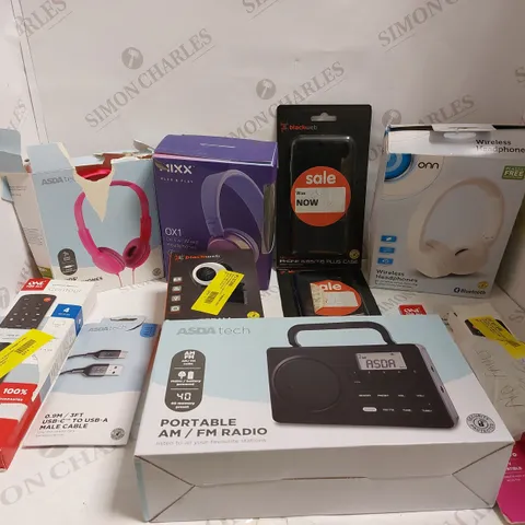 BOX OF ASSORTED ELECTRICAL ITEMS TO INCLUDE HEADPHONES, REMOTE CONTROLS AND USB CABLES