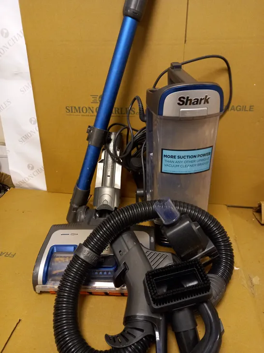 SHARK NZ850UKT VACUUM 