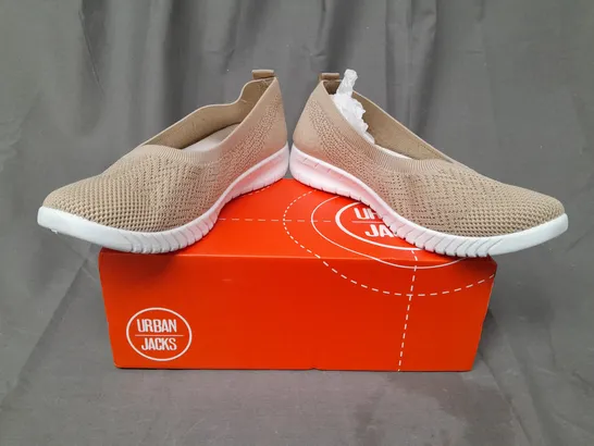 BOXED PAIR OF URBAN JACKS SLIP-ON SHOES IN BEIGE SIZE 8