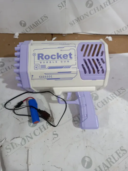 BOXED 69 HOLE FOAMING ROCKET BUBBLE GUN 