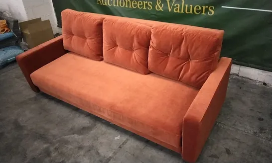 QUALITY DESIGNER LOUNGE CO VINTAGE SOFABED IN RUSTY ORANGE PLUSH FABRIC