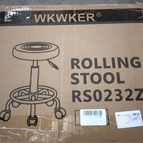 BOXED WKWKER ROLLING STOOL