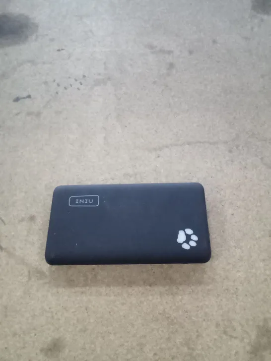 BOXED INIU 10000 MAH POWER BANK 