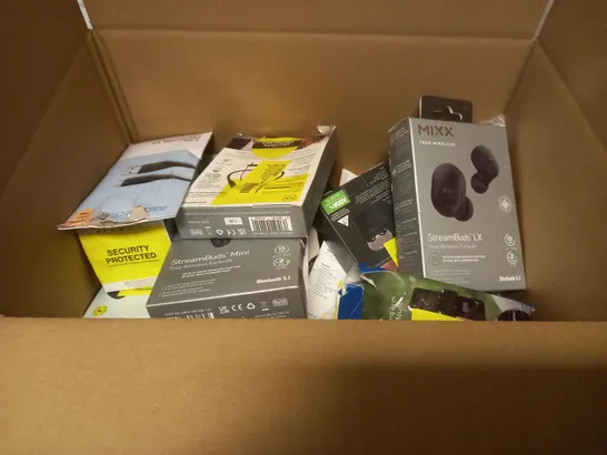 BOX TO CONTAIN APPROX. 20 X ASSORTED ELECTRONIC & TECH GOODS, INCLUDES EARPHONES, COMPUTER MOUSE, CHARGING CABLES ETC 