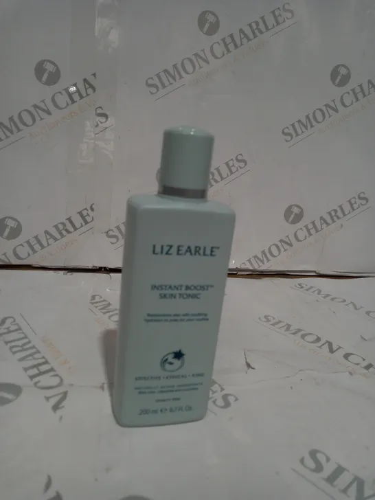 LIZ EARLE INSTANT BOOST SKIN TONIC - 200ML