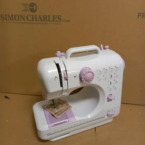 UTEN COMPUTERISED DIGITAL SEWING MACHINE EMBROIDERY QUILTING FUNCTION MACHINE