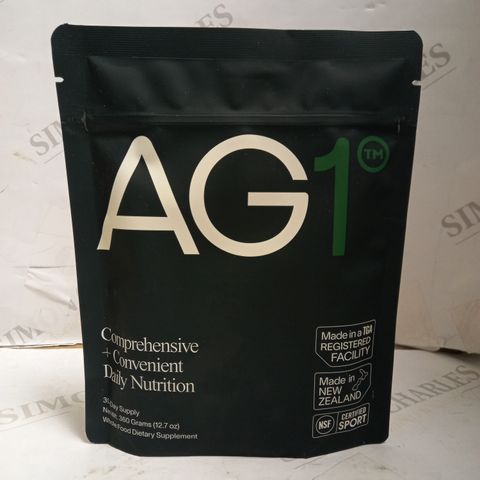 ATHLETIC GREENS AG1 COMPREHENSIVE + CONVENIENT DAILY NUTRITION 30 DAY SUPPLY (360G)