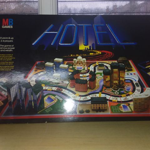MB GAMES HOTEL BOARD GAME
