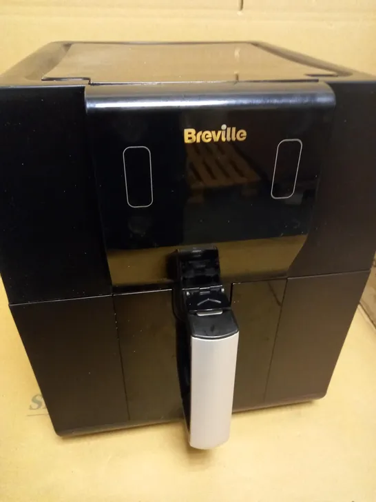 BREVILLE HALO AIR FRYER 