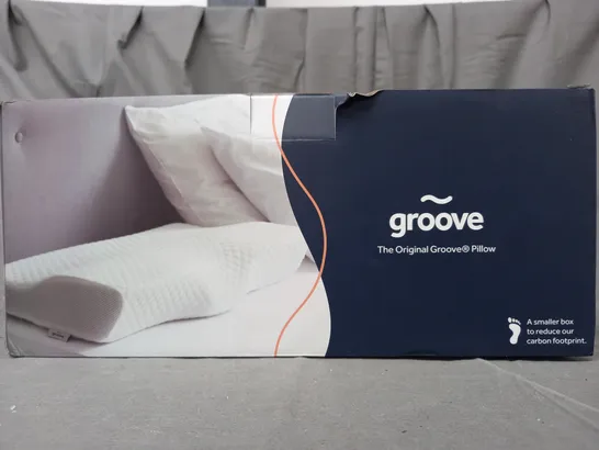 BOXED GROOVE THE ORIGINAL GROOVE PILLOW