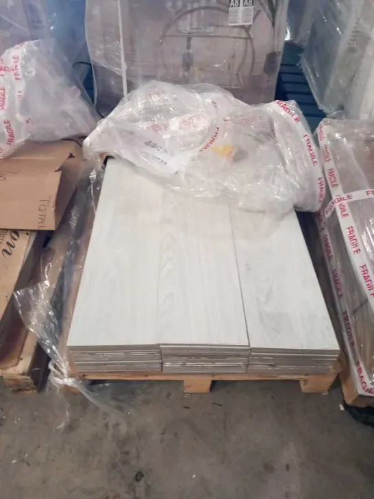 PALLET OF APPROXIMATELY 49 TIMBER WHITE HAND SCRAPED WOOD EFFECT PORCELAIN FLOOR TILES(LOGIC BLANCO FLOOR 233X1200) TOTAL COVERAGE 13.7MSQ