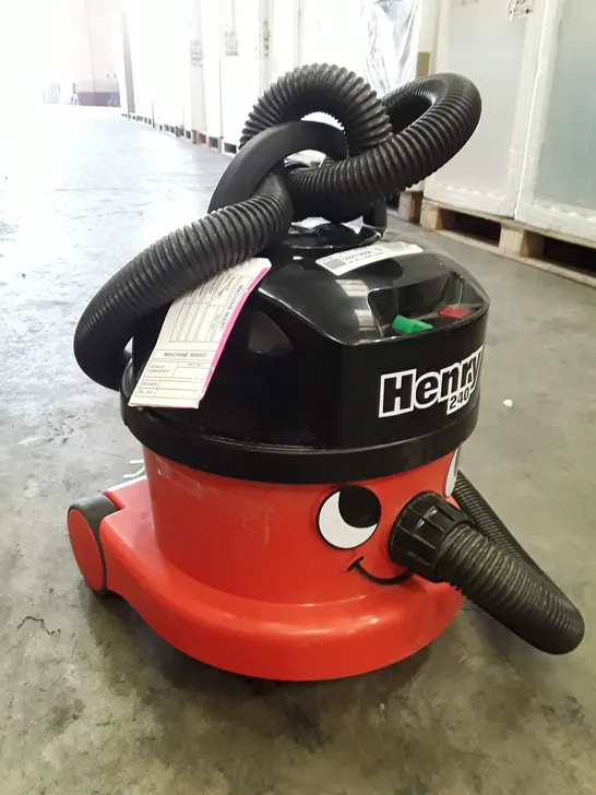 NU VACUUM HENRY HOOVER - HVR240 RRP £149.99