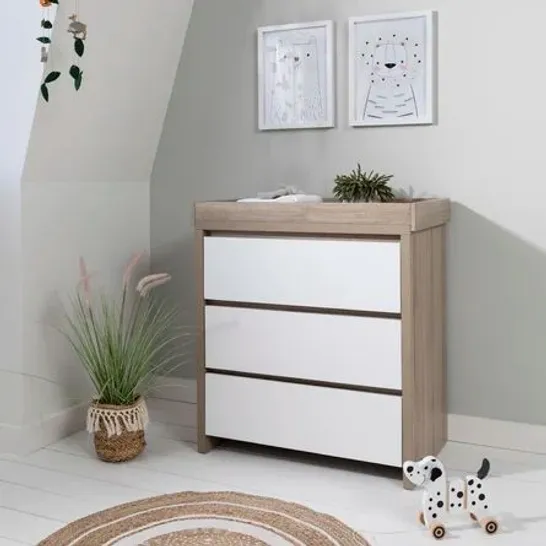 BOXED MODENA CHANGING UNIT - WHITE AND OAK FINISH (2 BOXES)