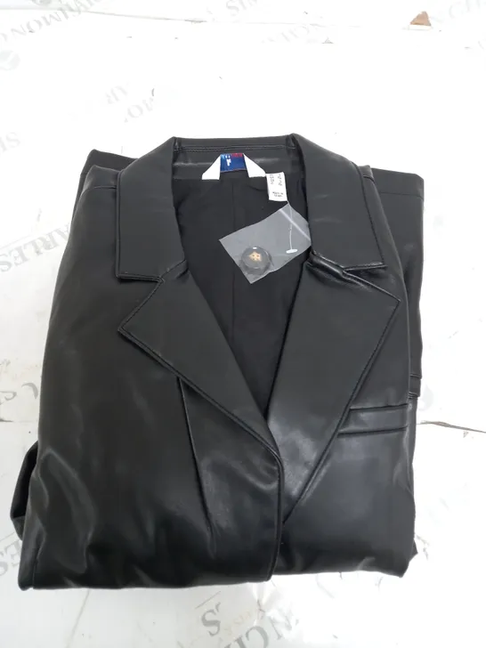 D AND CO FLUX LEATHER COAT IN BLACK SIZE XL