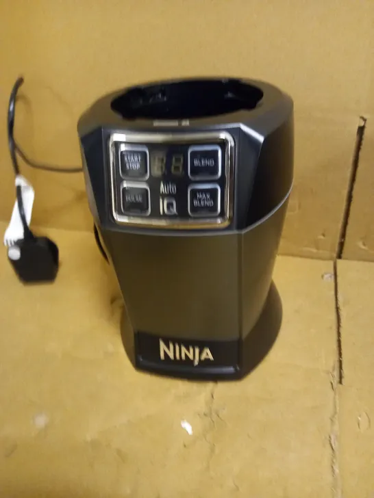 NINJA NUTRI AUTO-IQ BLENDER