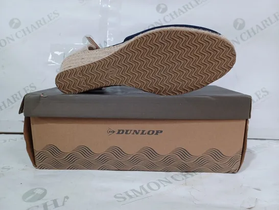 BOXED PAIR OF DUNLOP CLOSED TOE WEDGE SANDALS IN NAVY SIZE 6