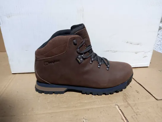 BOXED PSIR OF BERGHAUS BROWN BOOTS UK SIZE 11