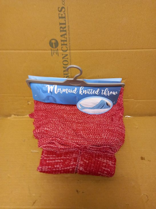 BOX OF 12 MERMAID KNITTED THROWS SIZE 90 X 180CM