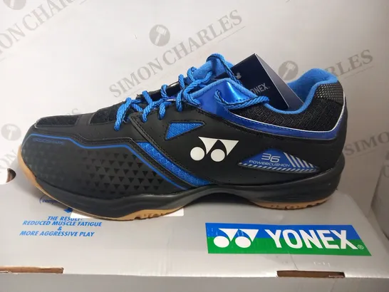 BOXED YONEX POWER CUSHION SHB36EX SIZE 11.5