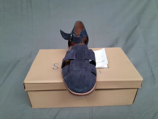 BOXED PAIR OF SEASALT CORNWALL FIRST CHORUS SHOE UK 8 