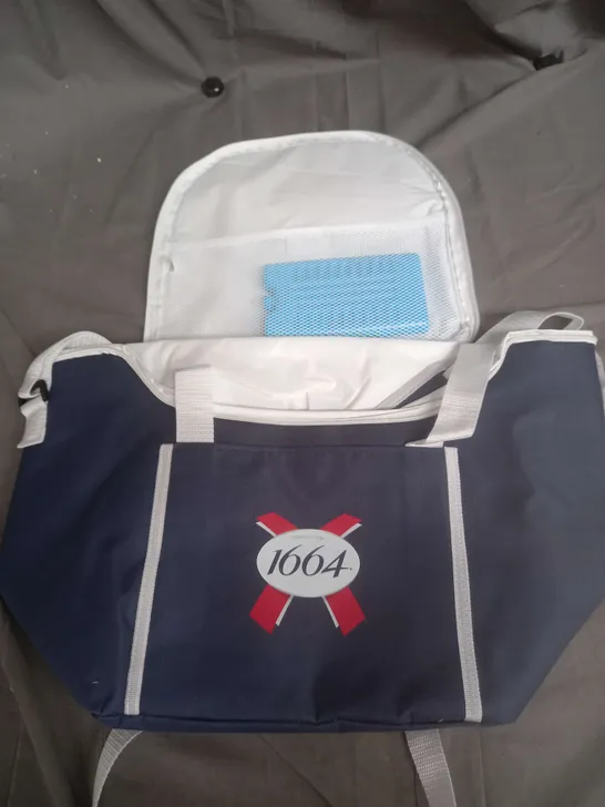 KRONENBOURG 1664 INSULATED BAG IN NAVY/WHITE