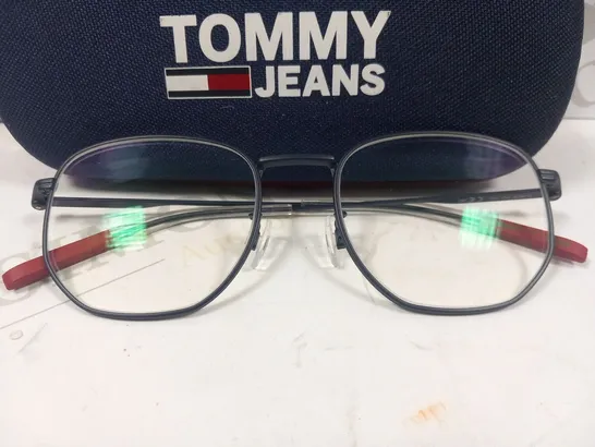 TOMMY JEANS TJ0076 FLL 145 GLASSES