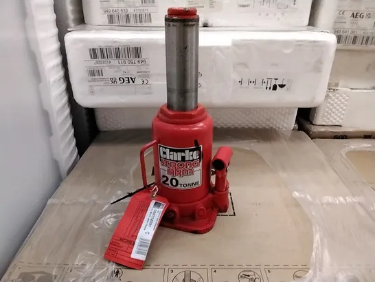 CLARKE STRONG ARM BOTTLE JACK