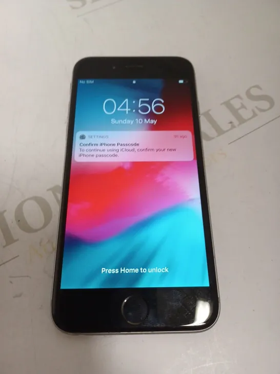 APPLE IPHONE 6 A1586 MOBLE PHONE