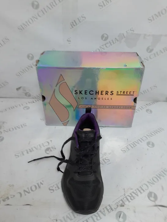 BOXED SKETHERS STREET BLACK/PURPLE TRAINER IN SIZE 5 