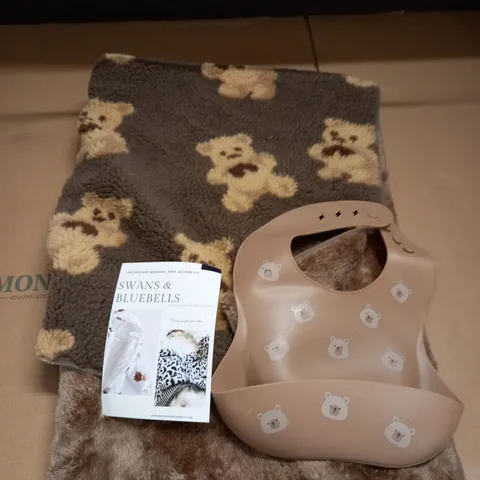 SWANS AND BLUEBELLS BROWN TEDDY BEAR FLUFFY BLANKET AND MATCHING RUBBER BIB