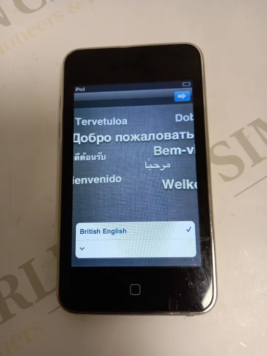 APPLE IPOD TOUCH 32GB (A1318, 3RD GEN)