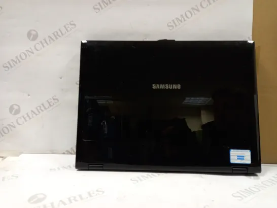 SAMSUNG R60PLUS LAPTOP (NP-R60Y)