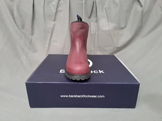 BOXED PAIR OF BAREBACK QUEBEC WATERPROOF ANKLE BOOTS IN BORDEAUX UK SIZE 7