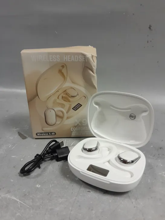 BOXED X93 WIRELESS BLUETOOTH EARPHONES 