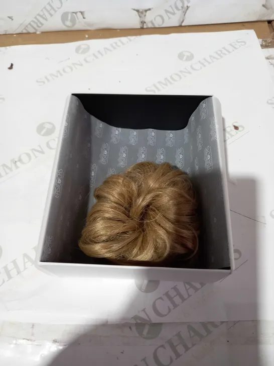 EASILOCKS HD FIBRE ELASTICATED SCRUNCHIE SAND AND VANILLA 