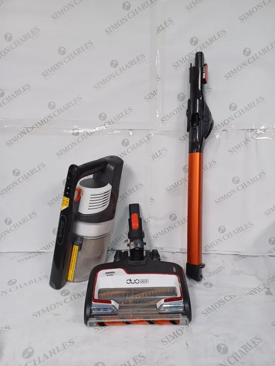 SHARK CORDLESS STICK VACUUM WITH ANTI HAIR WRAP IZ201UK