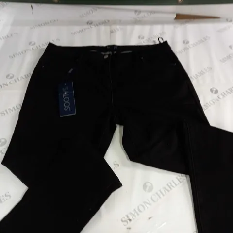 SALOOS BLACK SKINNY JEGGINGS - UK 18