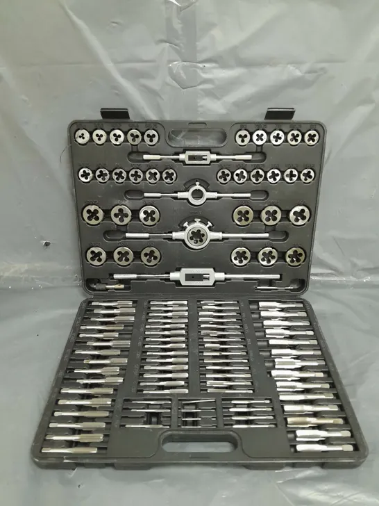 BOXED TOOL SET - 110 PCS 