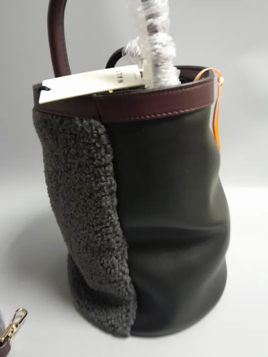 BRAND NEW BROWN PEPPER HANDBAGS NALI BLACK BUCKET BAG WITH GREY FAUX FUR