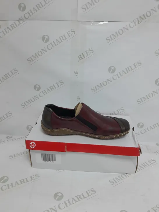 RIEKER ZIPPER SHOE SIZE 6