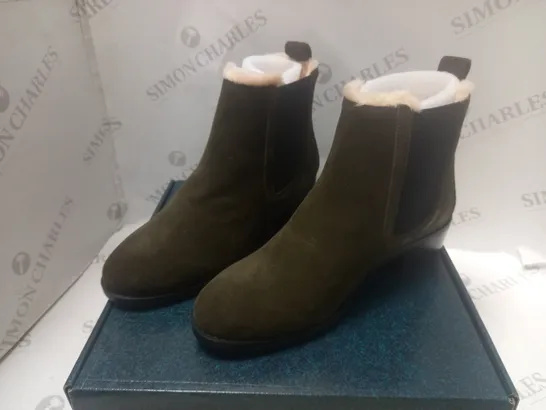 BOXED ELLIN SUADE ANKLE BOOTS - SIZE 6