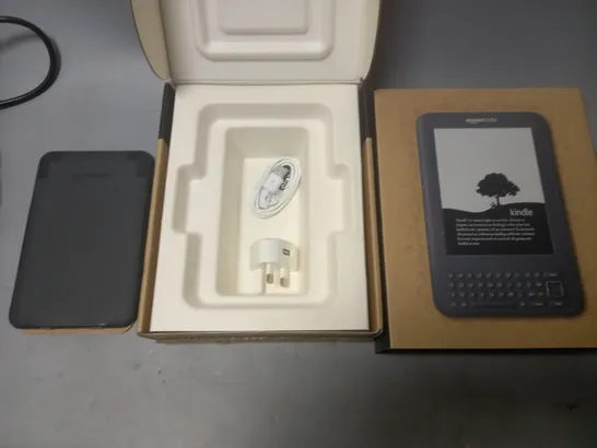 BOXED AMAZON KINDLE 