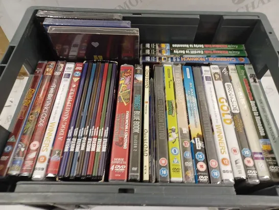 BOX TO CONTAIN APPROX 30 X ASSORTED FILMS & DVD'S, INCLUDES THE CLONE WARS SEASON 2, ALIEN VS PREDATOR & SHAUN THE SHEEP ETC 