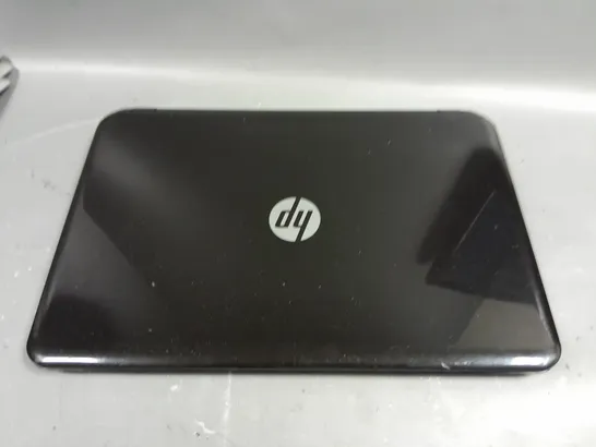 UMBOXED HP AMD A8 LAPTOP - J2U73EA