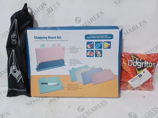 BOX OF APPROXIMATELY 10 ASSORTED HOUSEHOLD ITEMS TO INCLUDE CHOPPING BOARD SET, MINI CAMPING TRIPOD, ETC