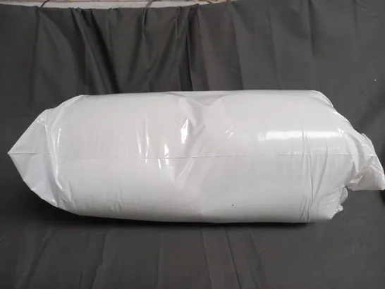 BAGGED DUVET SET - SIZE UNSPECIFIED