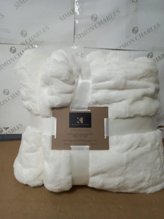 K BY KELLY HOPPEN LUXURY FAUX FUR THROW WHITE