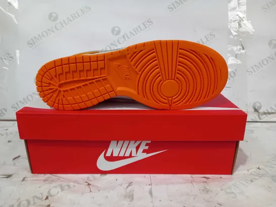 BOXED PAIR OF NIKE DUNK LOW AS SHOES IN ORANGE/WHITE UK SIZE 7